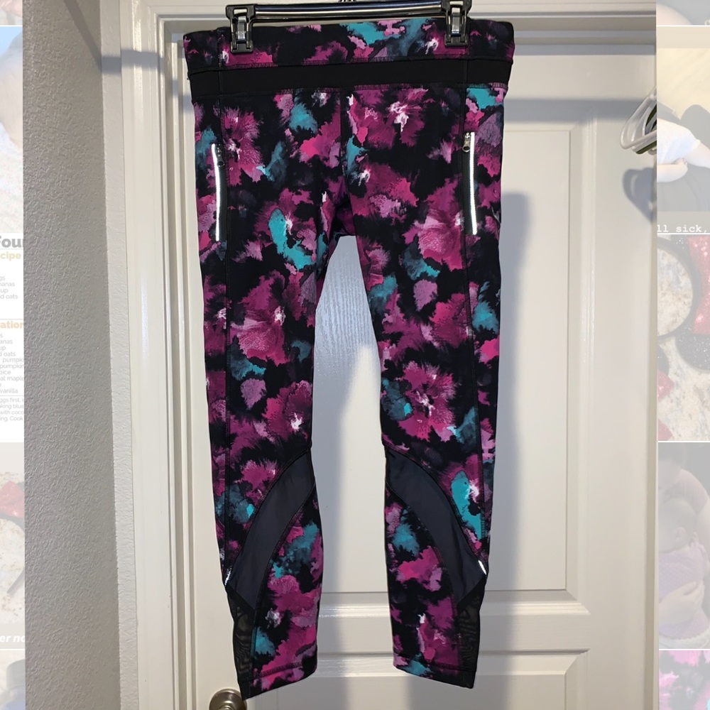 Lululemon crop with floral print - size 10